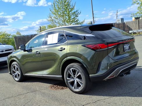 Certified 2024 Lexus RX 350 Premium w/ Kick Sensor & Tow Package AWD/4WD image 4
