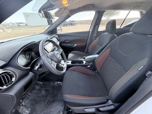 Certified 2024 Nissan Kicks SR w/ Interior Electronics Package FWD image 13