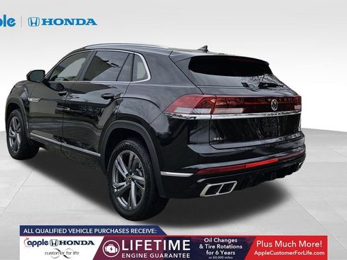 Used 2024 Volkswagen Atlas Cross Sport SEL R-Line image 7