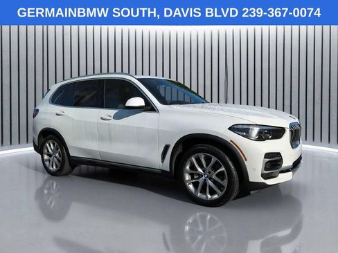Used 2022 BMW X5 xDrive40i w/ Premium Package AWD/4WD image 3