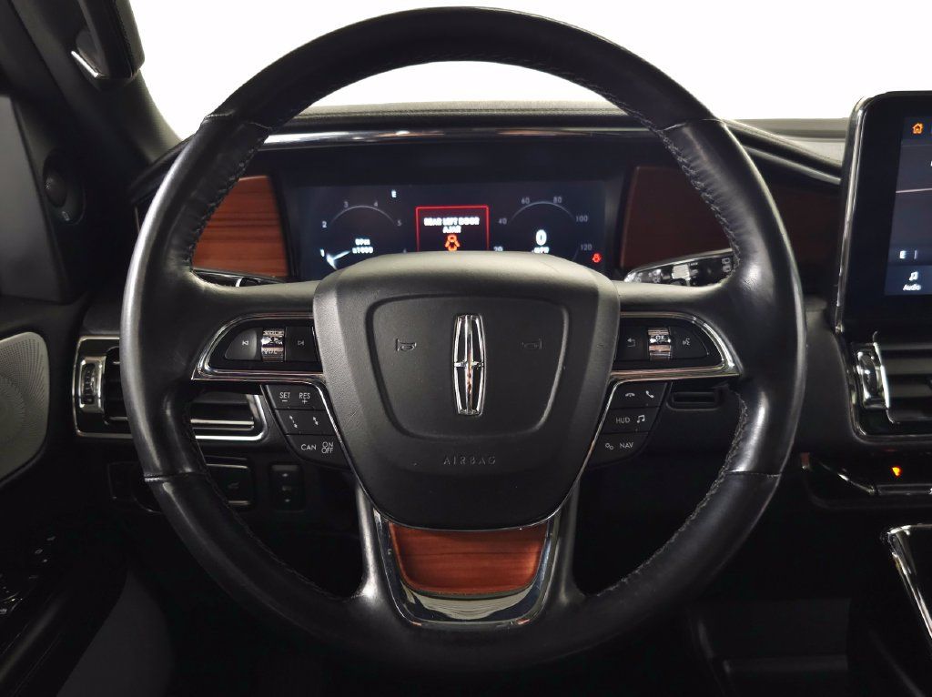 Used 2020 Lincoln Navigator L Reserve w/ Luxury Package AWD/4WD image 21