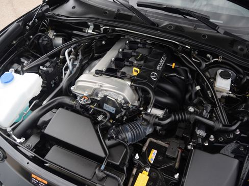 Used 2019 MAZDA MX-5 Miata RF Grand Touring w/ GT-S Package image 25