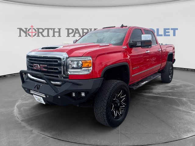 Used 2019 GMC Sierra 2500 SLT w/ Duramax Plus Package AWD/4WD image 7