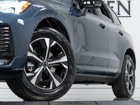 New 2026 Volvo XC60 B5 Core w/ Climate Package AWD/4WD image 27