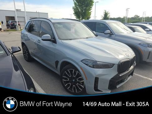 Used 2024 BMW X5 xDrive50e AWD/4WD image 1