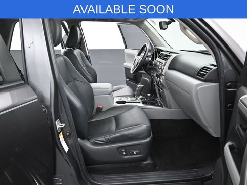 Used 2011 Toyota 4Runner SR5 w/ Premium Pkg w/Leather AWD/4WD image 33