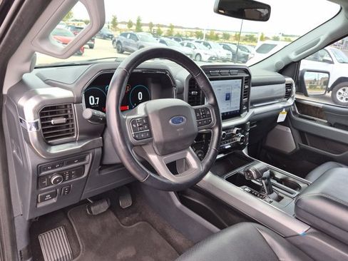 Used 2022 Ford F150 Lariat w/ Equipment Group 502A High AWD/4WD image 10