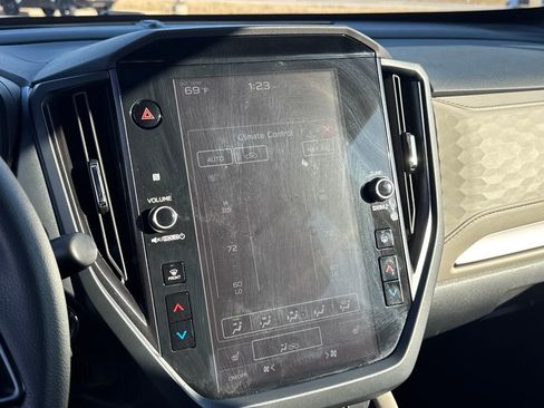 Used 2025 Subaru Forester Premium w/ Convenience Package #2 image 24