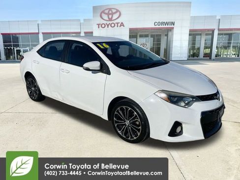 Used 2016 Toyota Corolla S image 2
