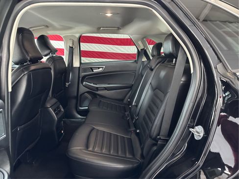 Used 2024 Ford Edge SEL image 10