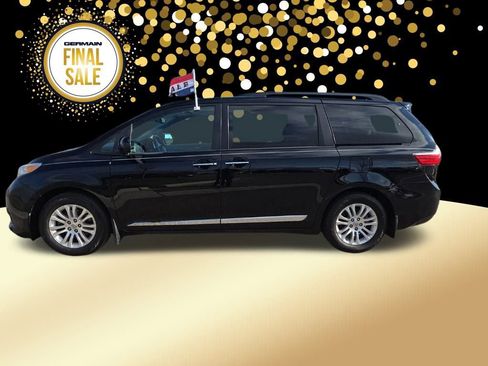 Used 2017 Toyota Sienna XLE image 9