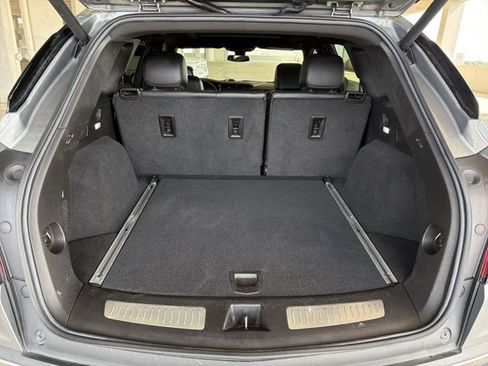 Used 2022 Cadillac XT5 Premium Luxury FWD image 23