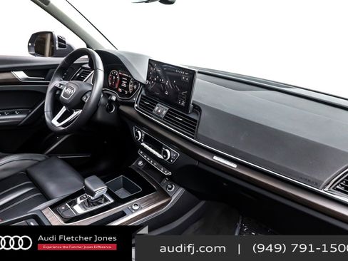 Used 2023 Audi Q5 2.0T Prestige w/ Prestige Package image 16