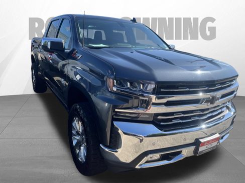 Used 2022 Chevrolet Silverado 1500 LTZ AWD/4WD image 3