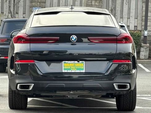 Used 2023 BMW X6 xDrive40i w/ Premium Package image 5