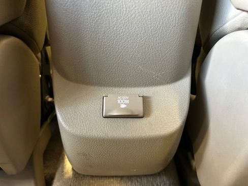 Used 2012 Toyota RAV4 Limited w/ Premium Plus Value Pkg AWD/4WD image 27