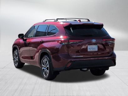 Used 2023 Toyota Highlander XLE