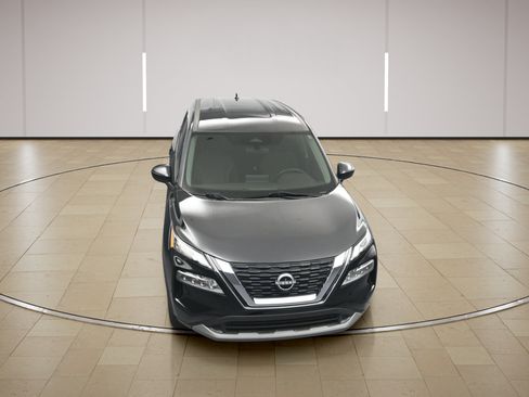 Certified 2023 Nissan Rogue SV FWD image 28