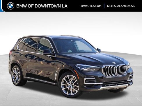 Used 2023 BMW X5 sDrive40i w/ Parking Assistance Package RWD image 1