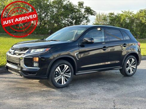 Used 2026 Mitsubishi Outlander Sport SE image 1