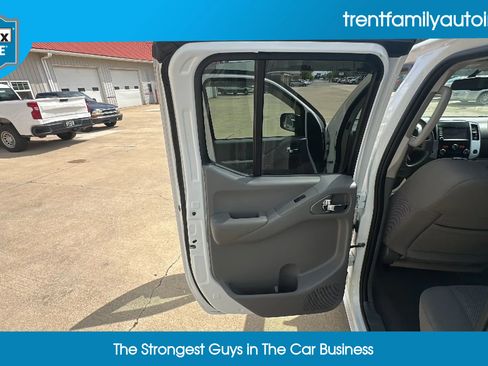 Used 2019 Nissan Frontier SV w/ Value Truck Package image 30