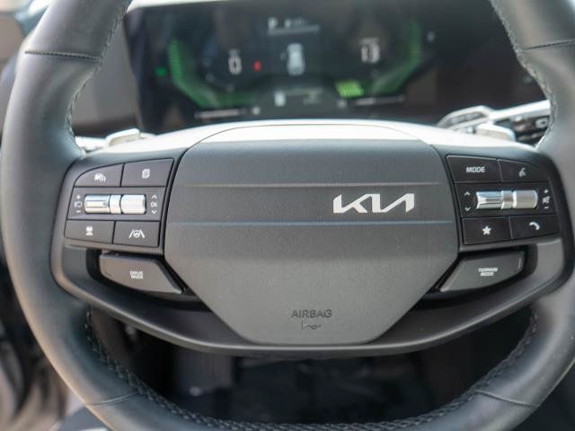 Certified 2026 Kia Sportage EX AWD/4WD image 16