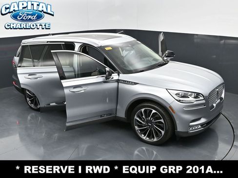 Used 2023 Lincoln Aviator Reserve w/ Equipment Group 201A RWD image 39