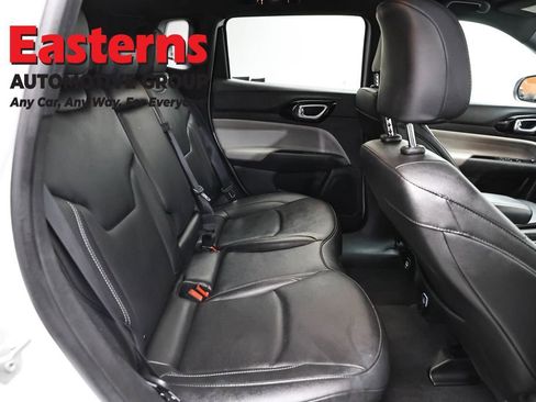 Used 2025 Jeep Compass Limited AWD/4WD image 23