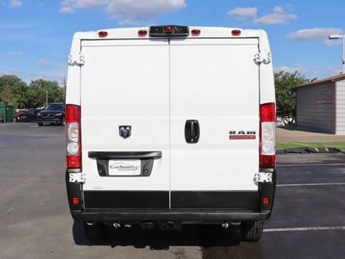 Used 2022 RAM ProMaster 2500 w/ Interior LED Lighting Group FWD image 4