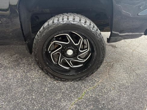 Used 2015 Chevrolet Silverado 1500 LT w/ Custom Sport Edition image 5