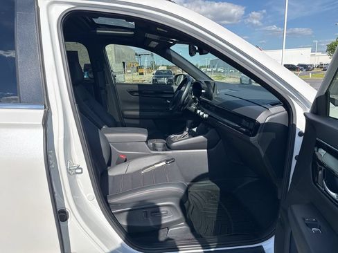 Used 2025 Honda CR-V Sport Touring image 41