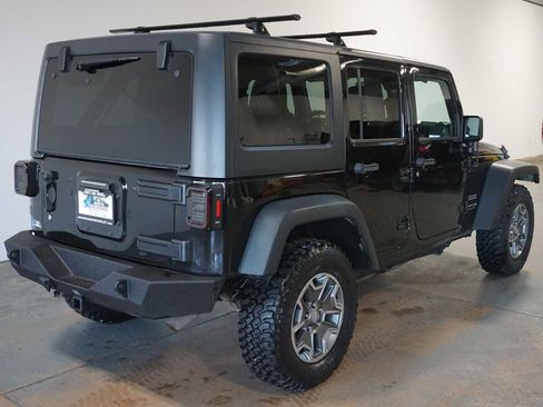 Used 2018 Jeep Wrangler Unlimited Sport S image 7