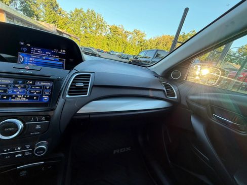 Used 2017 Acura RDX w/ Technology Package AWD/4WD image 26