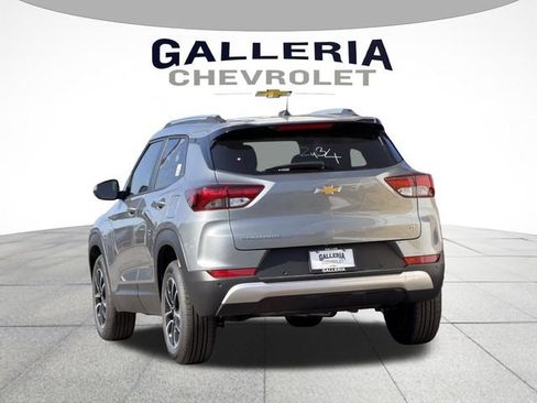 New 2026 Chevrolet TrailBlazer LT w/ Driver Confidence Package FWD image 5