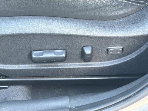 Used 2013 Hyundai Elantra Limited w/ Technology Pkg image 22