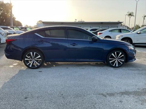 Used 2020 Nissan Altima 2.5 SR w/ Premium Package AWD/4WD image 12