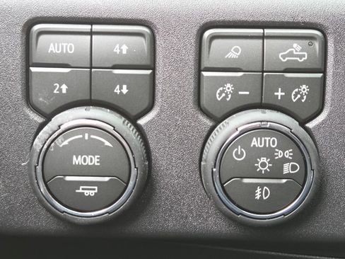 New 2026 Chevrolet Silverado 1500 High Country AWD/4WD image 6