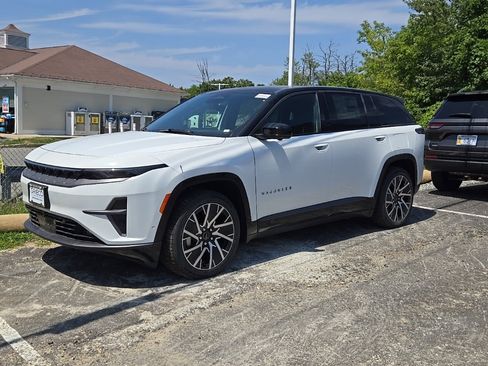 New 2025 Jeep Wagoneer S Limited image 10