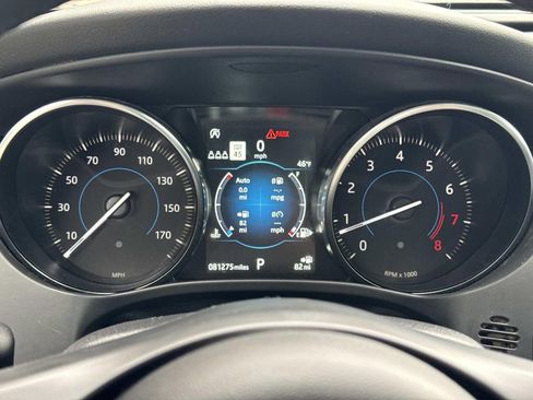 Used 2020 Jaguar F-PACE Premium image 27