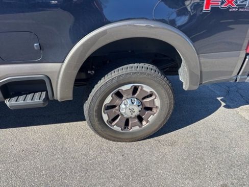 Used 2023 Ford F250 King Ranch image 5