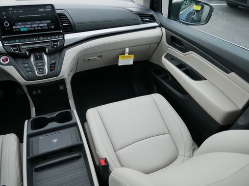 New 2026 Honda Odyssey EX-L image 11