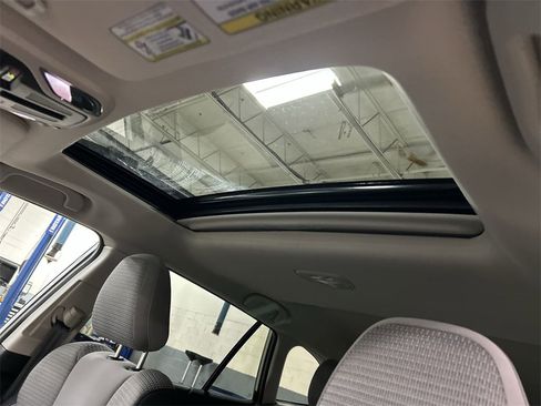 Certified 2025 Subaru Outback Premium image 24