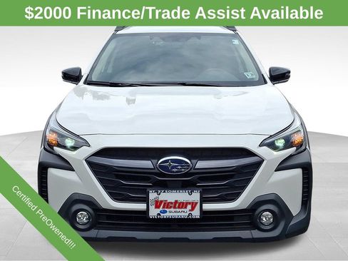Used 2025 Subaru Outback Premium AWD/4WD image 2