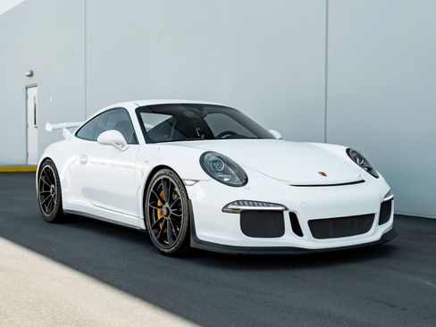 Used 2014 Porsche 911 GT3 RWD image 14