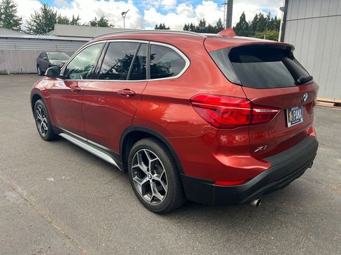 Used 2018 BMW X1 xDrive28i w/ Convenience Package AWD/4WD image 5