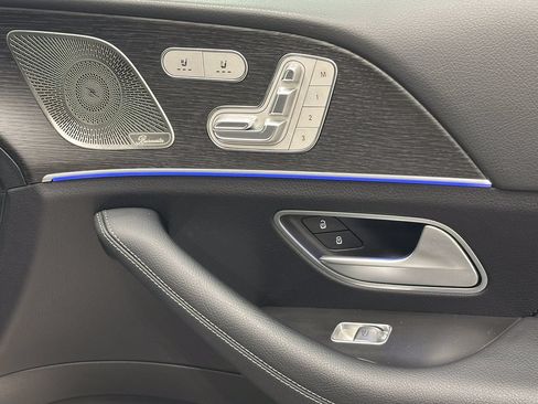Certified 2024 Mercedes-Benz GLS 450 4MATIC image 17