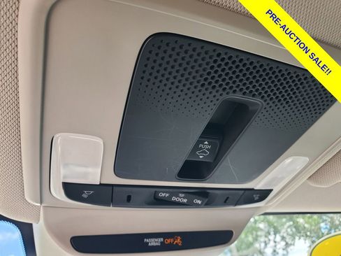 Used 2025 Honda HR-V EX-L image 34