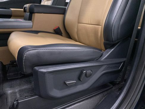 Certified 2025 Ford F350 Lariat w/ Lariat Ultimate Package image 17