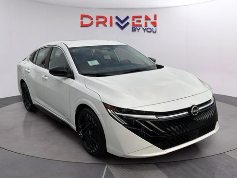 New 2026 Nissan Sentra SR w/ SR All Weather Package FWD image 8