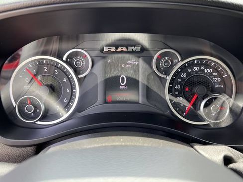 Certified 2026 RAM 2500 Big Horn AWD/4WD image 30